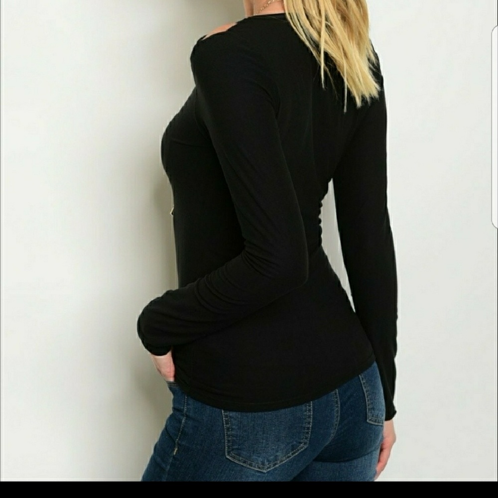 Brand new caged shoulder black top with necklace - Picture 2 of 2